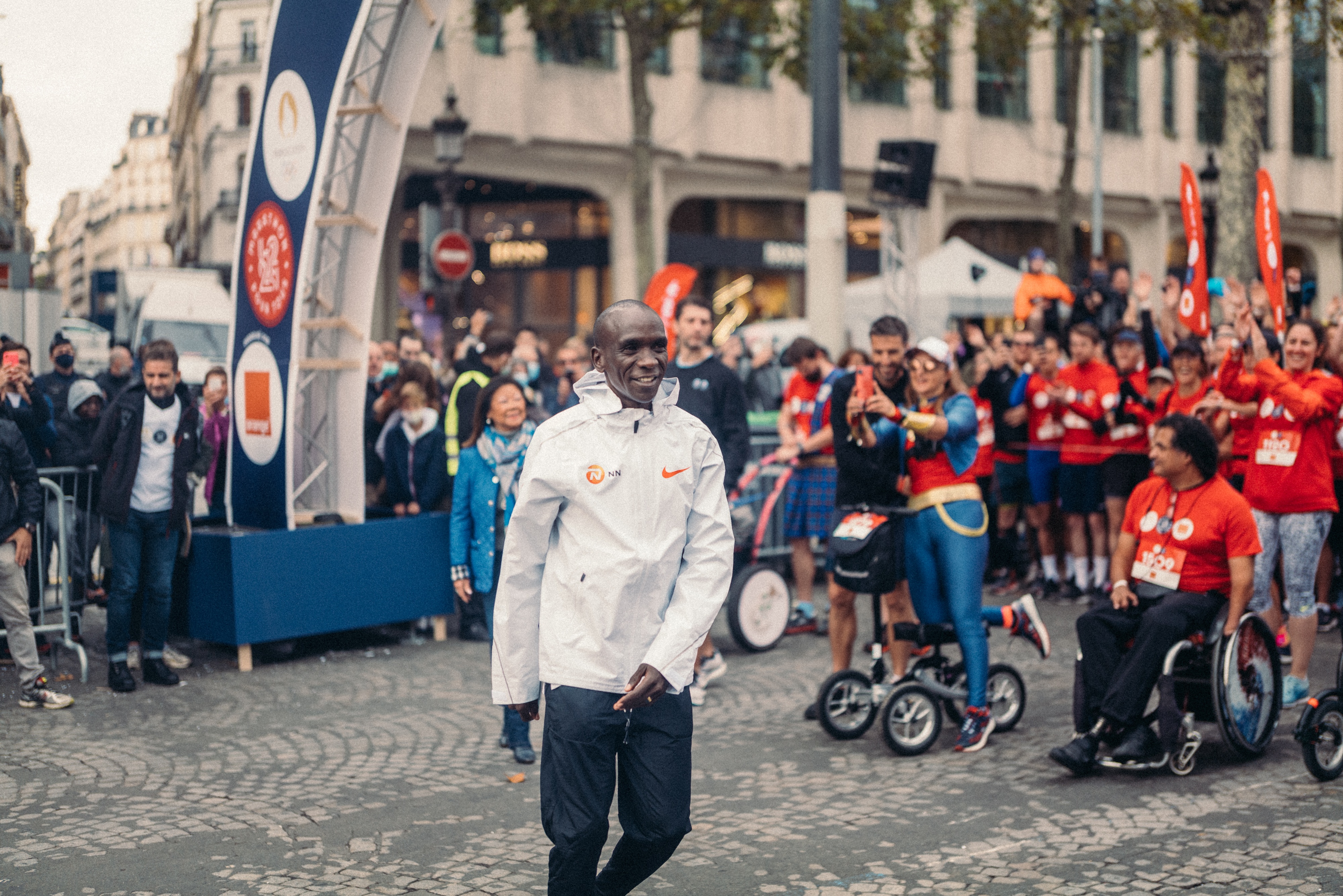 Paris 2024 Marathon pour Tous - Eliud Kipchoge © BOBY 10.jpg