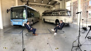 Public Sénat lance la nouvelle émission mensuelle «Cocorico» présentée par Yves Jégo