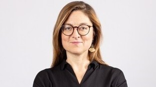 E. Colette, directrice adjointe à la transformation numérique chez Public Sénat : « Avec le numérique, nous souhaitons élargir le public de Public Sénat »
