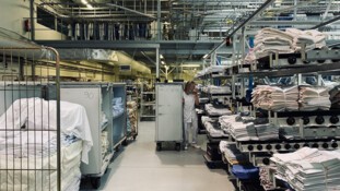 « La Fabrique du soin », un documentaire tourné au CHU de Clermont-Ferrand à voir sur Public Sénat