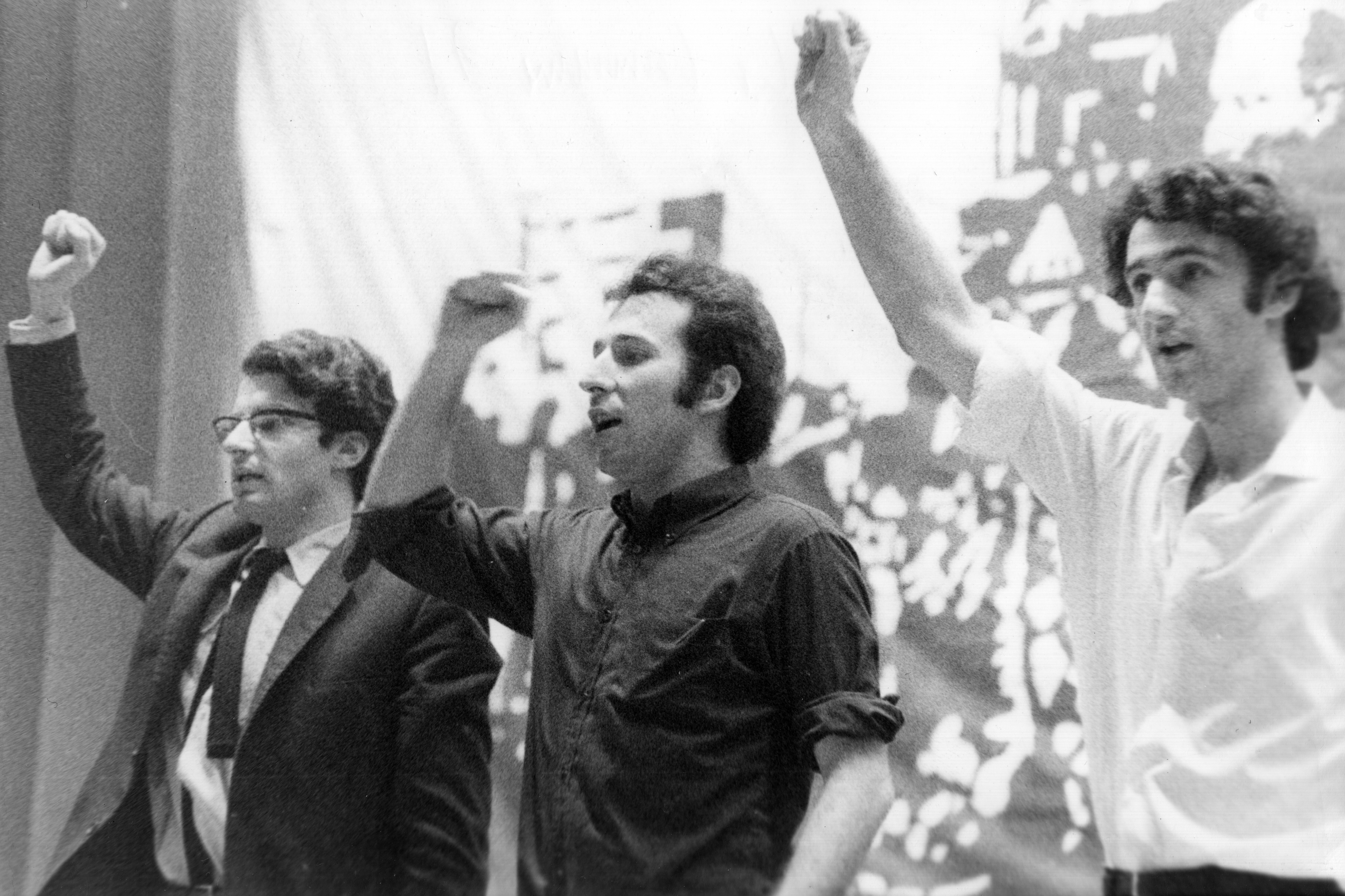 Alain Krivine - Une vie en rouge.jpg