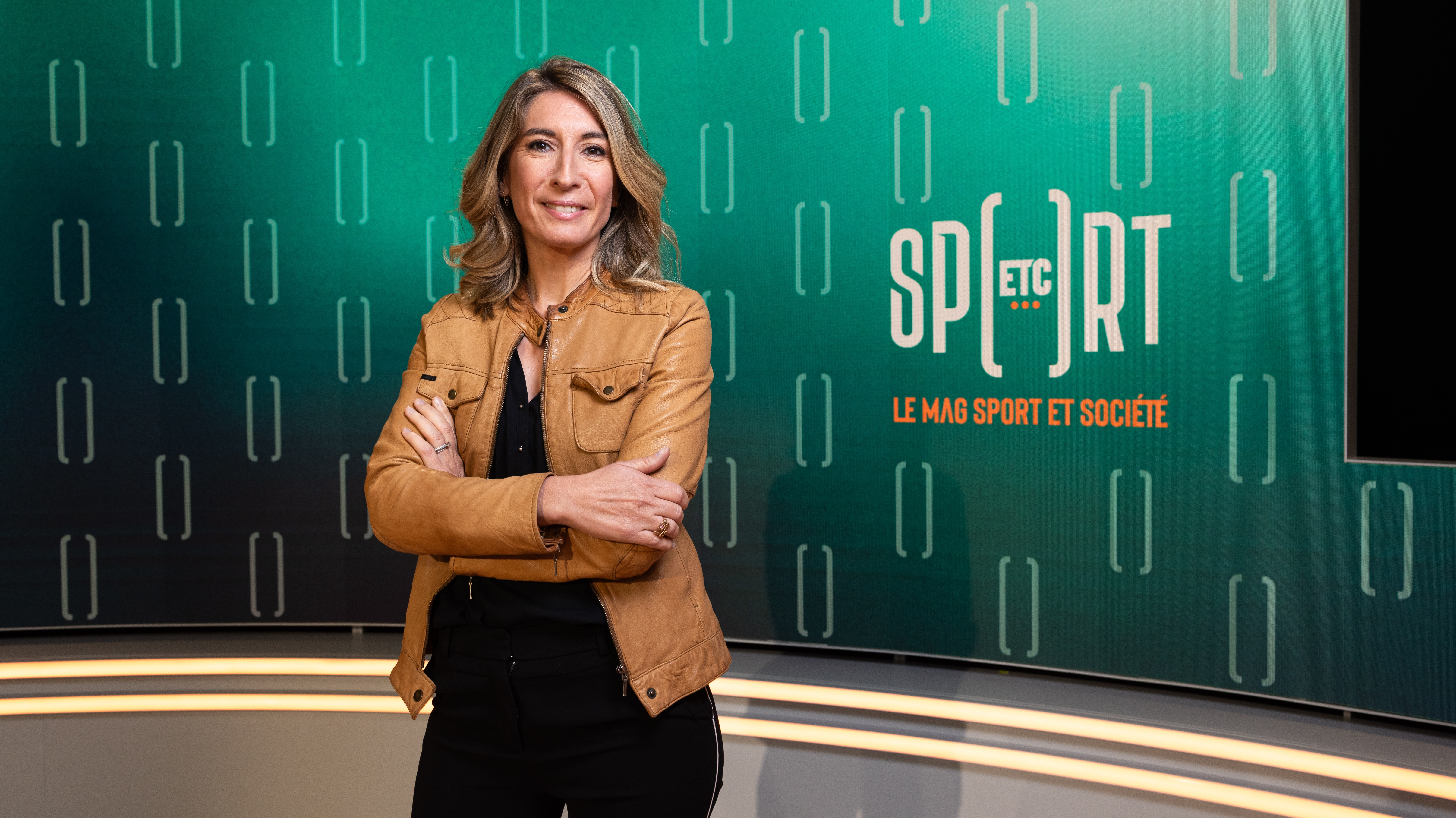Sport, etc : "Équipe de France de foot, un pays uni derrière son équipe ?", présentée par Caroline Delage - Samedi 27 juin à 17h