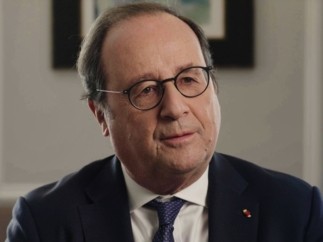 "Président, le prix à payer - Face à la rue" de Michèle Cotta et Patrice Duhamel, disponible en avant-première dès maintenant sur publicsenat.fr !