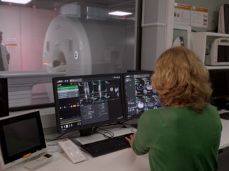 "Le jeûne, enquête sur un phénomène" suivi d'un débat présenté par Rebecca Fitoussi dans "Un monde en doc" - Samedi 14 février à 21h