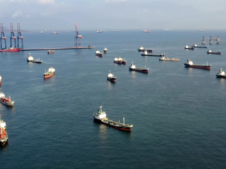 " Pétrole une histoire de pouvoir " épisodes 1 et 2, suivi d'un débat présenté par Rebecca Fitoussi dans "Un monde en doc" - samedi 23 mai à 21h