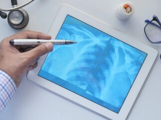 foto salud digital allianz 2.jpg