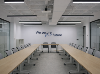 Interior del Hub de Agentes y el Espacio Bróker Allianz en Madrid