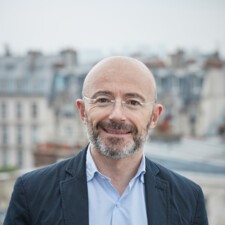 Téléchargez le portrait de Jérôme Lascombe.jpg