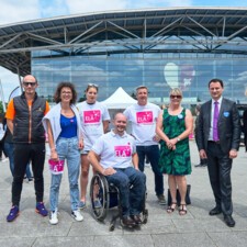 Maxime THOMAS, triple médaillé paralympique, parrain d'ELA et les partenaires
