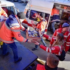 Allianz y Cruz Roja ayudan a Ucrania 1.jpg