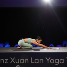 xuan lan yoga tour 2.jpg