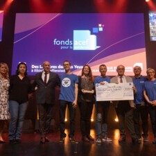 Des Lumières Dans Les Yeux - Lauréat du "Fonds ACEF pour la Solidarité"