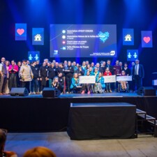 Lauréats 2022 des Prix Initiatives Région et "Fonds ACEF pour la Solidarité" et leurs remettants pour la Champagne