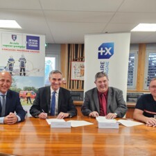 [Photo]  Signature de la convention entre la BPALC et le SDIS 88 pour faciliter le volontariat des collaborateurs de la banque