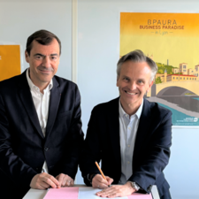 Daniel Karyotis, Directeur général de BPAURA à gauche et Jean-Luc Barthet, Président de Midi 2i à droite