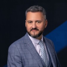 [Photo]  Raphaël DUBS, Directeur de la Communication, de la Direction de l’Impact et du Développement Durable et du Département Engagement Coopératif et Sociétariat.