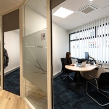 [Photo]  Aménagement de 4 nouveaux bureaux