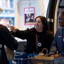 Restos du Cœur - Distribution de repas chauds - ©Nicolas Tanné 2023