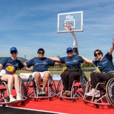 Baloncesto adaptado en la Zona MoveNow Allianz
