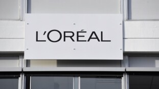 Coronavirus: production de gel hydroalcoolique, aide aux coiffeurs... L'Oréal lance un plan de solidarité