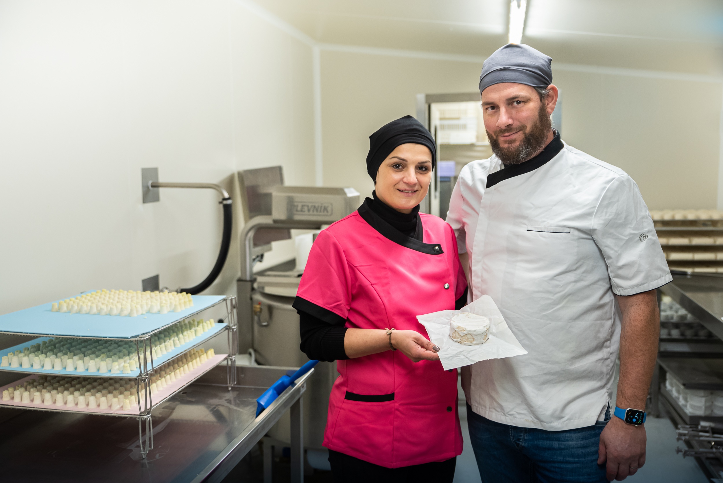 [photo] Nathalie et Julien BACCUS dans leur laboratoire