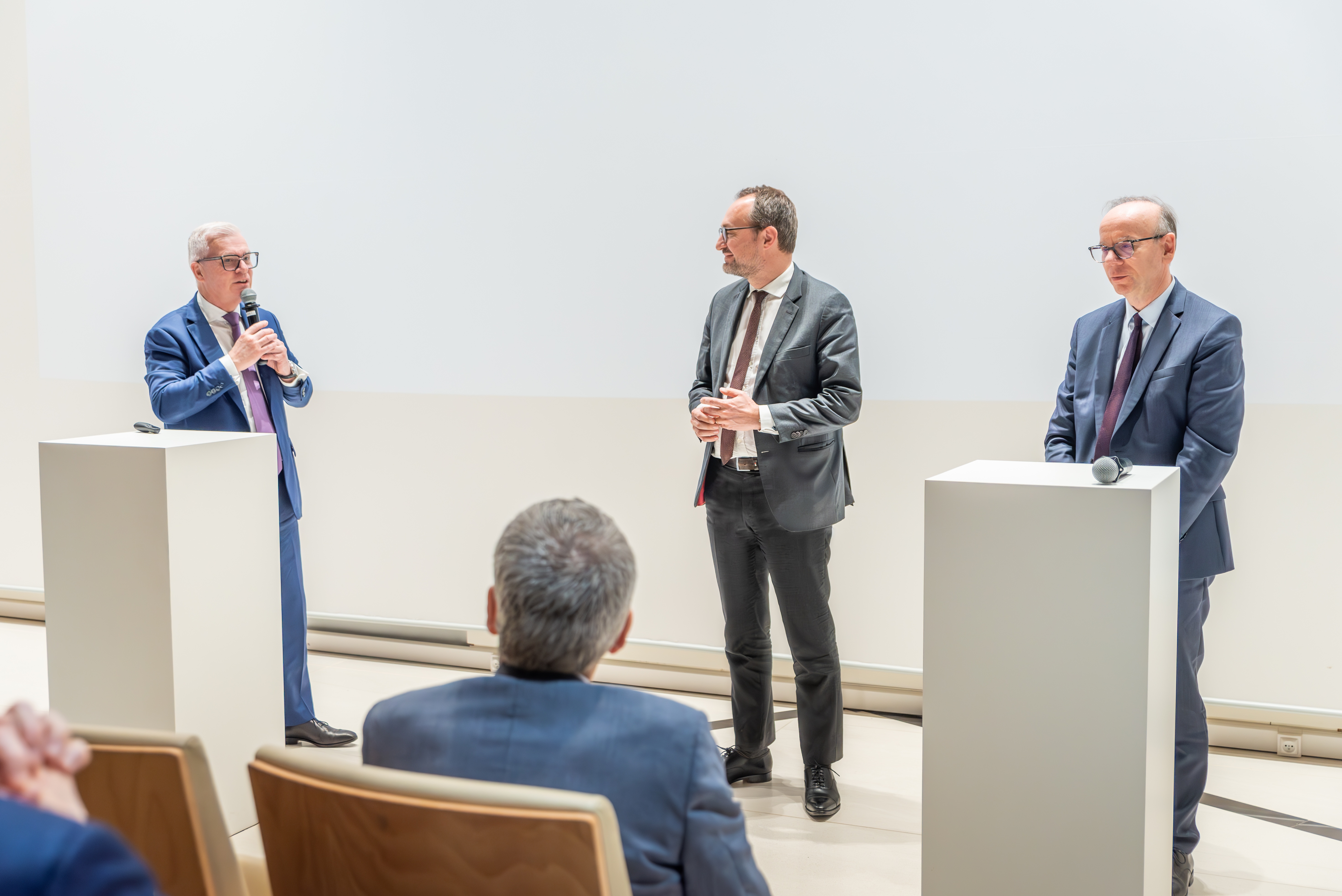 [Photo] Conclusion de la soirée anniversaire d'Euro Capital