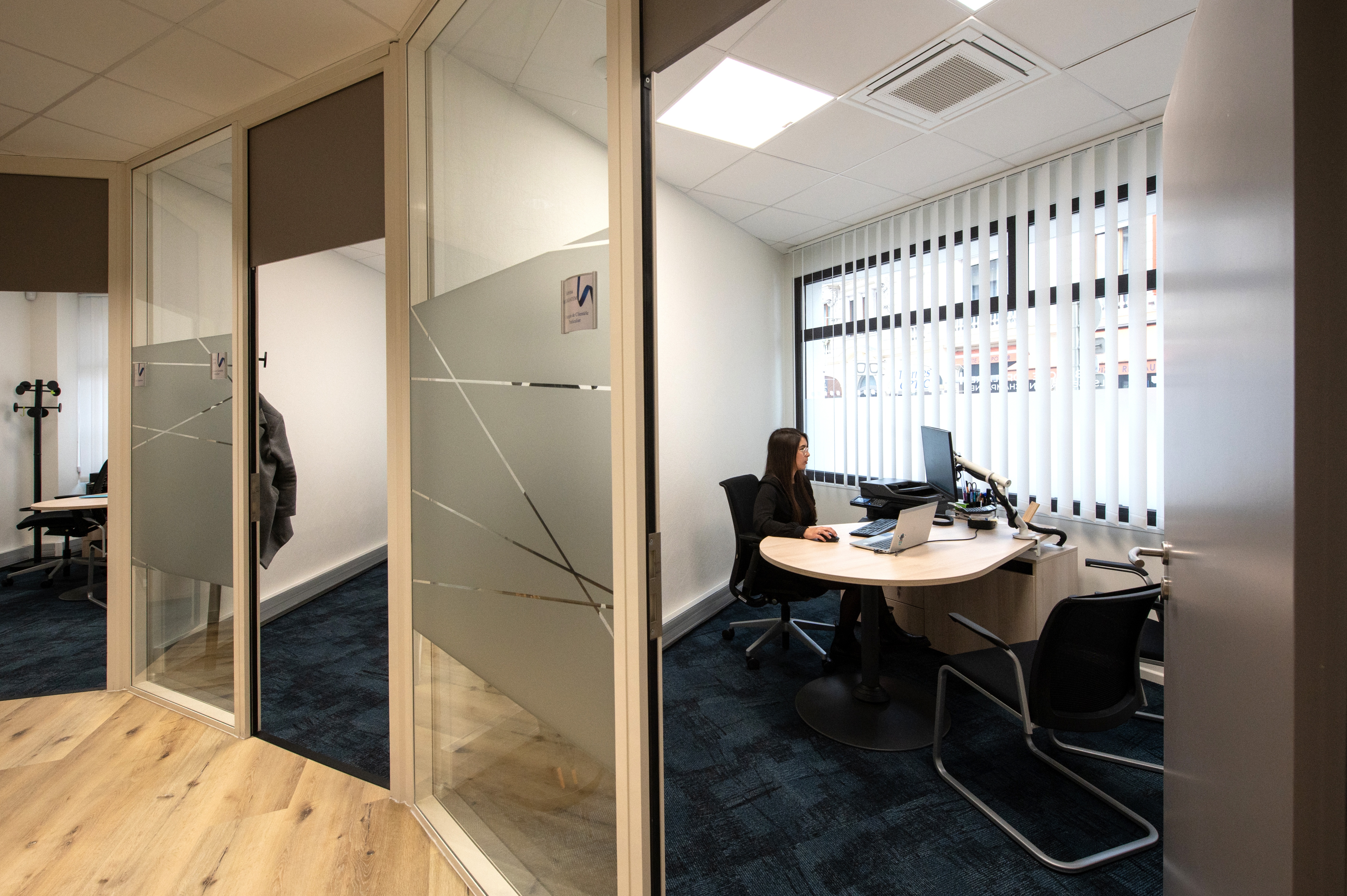 [Photo]  Aménagement de 4 nouveaux bureaux