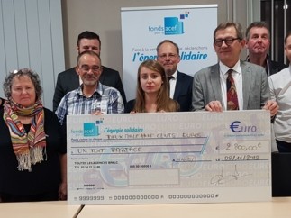 Chèque 2 800€ remis à l'association "Un toit partagé" par le FONDS ACEF POUR LA SOLIDARITE