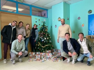 Allianz contribuye a mantener la ilusión de la  Navidad en todos los hogares