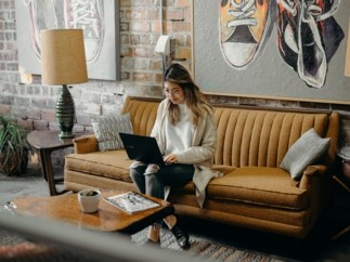 Caisse d’Epargne crée une offre complète, simple et adaptable pour les micro-entrepreneurs