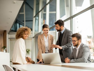 Obligation de partage de la valeur des entreprises : Caisse d’Epargne propose un dispositif triplement utile