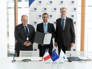Banque Populaire and Caisse d'Epargne, the first French banks to sign an agreement with the EIB to support small and medium-sized enterprises in the defence sector