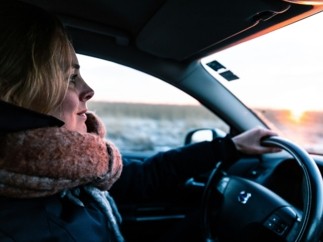 Allianz cuida de sus clientes con revisiones gratuitas para preparar el coche ante el invierno