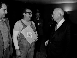 Le Théâtre national de Strasbourg ouvre ses portes aux Restos du Cœur, avec une exposition de l'AFP