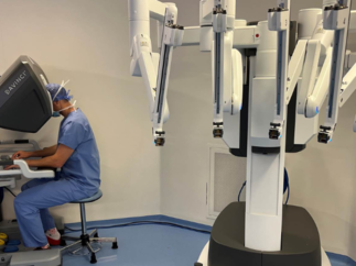 La Clinique Belharra s’équipe de la dernière génération du robot chirurgical Da Vinci X® et d’un parcours dédié à la chirurgie de la prostate