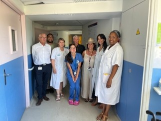 La Caisse d’Epargne Ile-de-France se mobilise en urgence pour soutenir l’hôpital de la Pitié-Salpêtrière face à la vague de chaleur