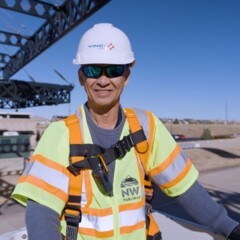 VINCI Highways – United States – Northwest Parkway – Maintenance worker.jpg