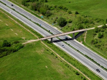 A French film festival for the R1 motorway teams in Slovakia