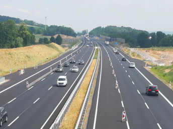 First six-lane section of the Via Niedersachsen in Germany opened