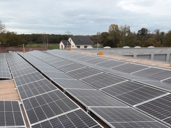 VINCI Highways commissions first photovoltaic unit on the A5 highway in Germany