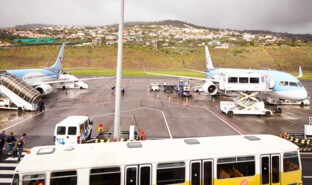 VINCI AIRPORT_FUNCHAL_PORTUGAL_P.GUIMARAES_23012017_CAPA_HD_31 - Copie.jpg