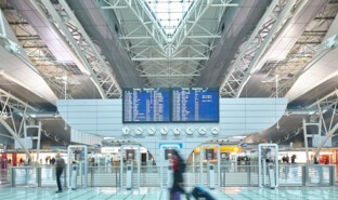 Aéroport de Porto, Portugal