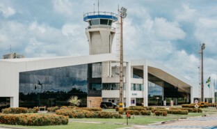 Aéroport de Rio Branco, Brésil