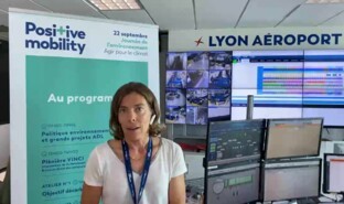 Adapting temperature workshop at Lyon airport.JPG