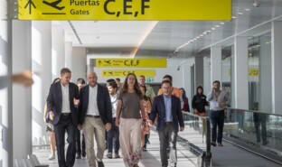 Juan Carlos Garcia, Veronika Kunze and François-Régis Le Miere visiting the new international terminal of Santiago airport, VINCI Airports.jpg