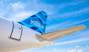 Airlines- JetBlue tailfin.jpg
