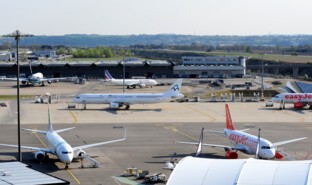 avions tarmac T3.jpg
