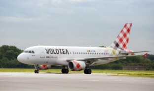 aircraft Volotea.jpg.jpg