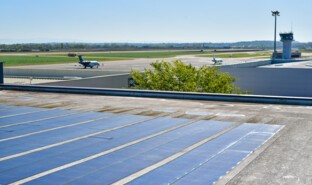 Panneaux photovoltaïques Lyon-Bron.jpg