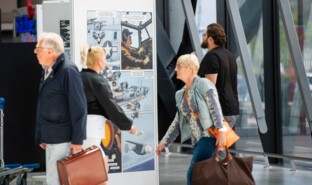 EXPOSITION BD à L'AEROPORT LYON-SAINT EXUPERY 3.jpg